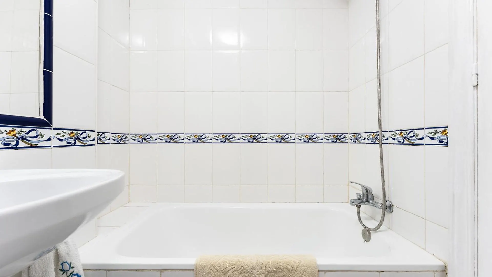 Ct 338 - Green Apartment - Basic And Comfy Mijas